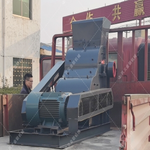 小型雙級破碎機發貨圖片_發往安徽黃山_粉碎污泥