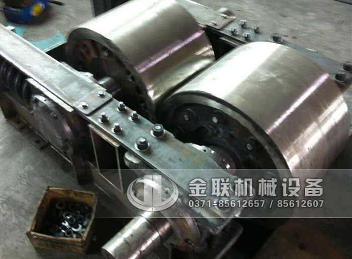 對輥破碎機1